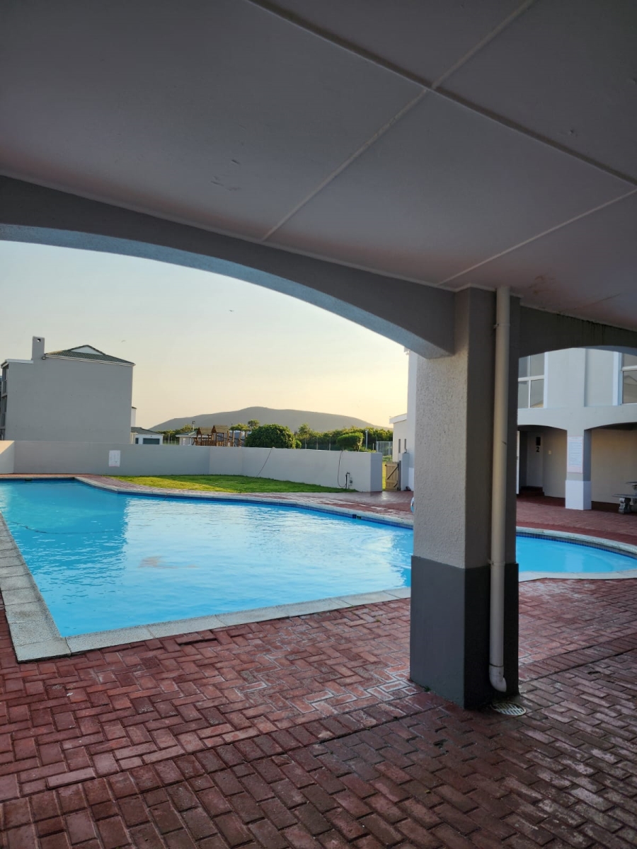 To Let 2 Bedroom Property for Rent in Big Bay Western Cape